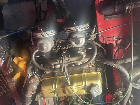 Triumph Spitfire 8 of 9