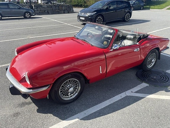 Triumph Spitfire 3 of 9