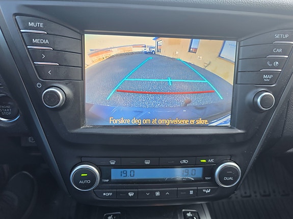 Toyota Avensis 23 of 30