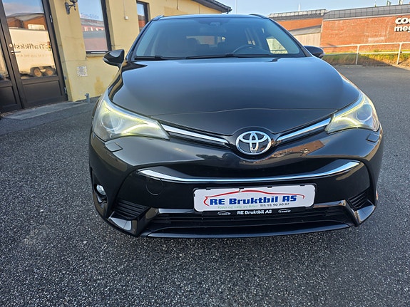 Toyota Avensis 11 of 30