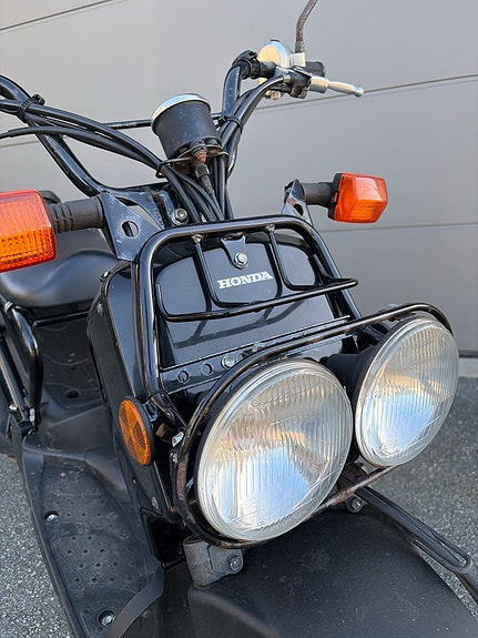 Honda NPS 50 Zoomer 3 of 9
