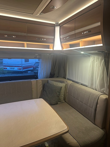 Dethleffs 740 RFK Nomad snow 22 of 28