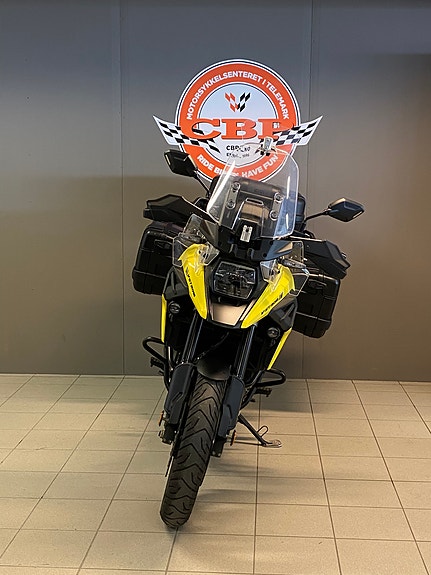 Suzuki DL 1050 V-Strom XT 4 of 8