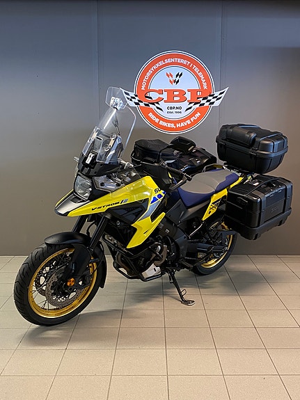 Suzuki DL 1050 V-Strom XT 5 of 8
