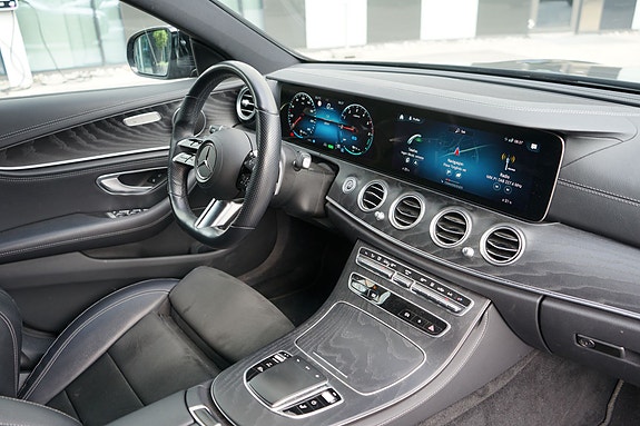 Mercedes-Benz E300 de 10 of 20