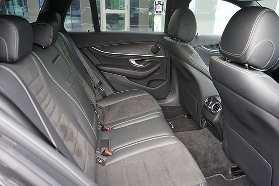 Mercedes-Benz E300 de 15 of 20