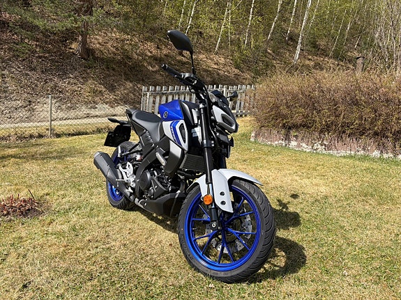 Yamaha MT-125 4 of 8