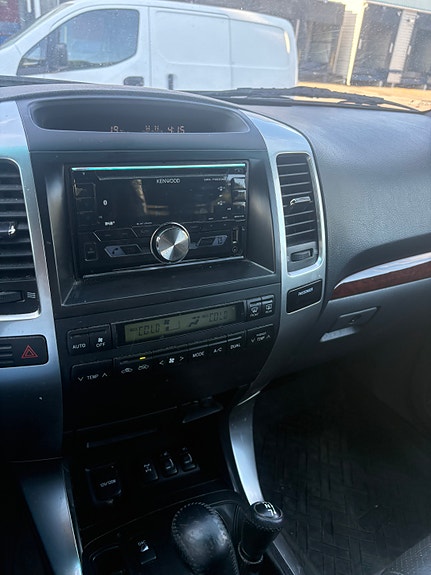 Toyota Land Cruiser 24 of 28