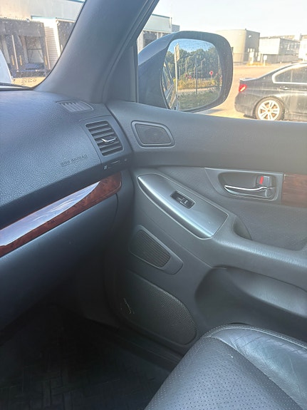 Toyota Land Cruiser 23 of 28