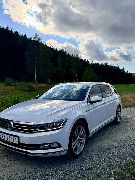 Volkswagen Passat 6 of 15
