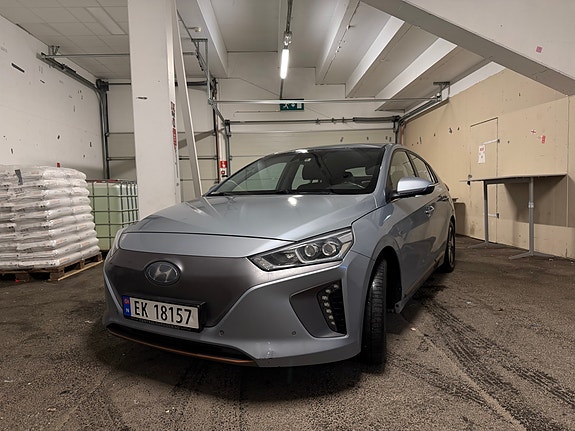 Hyundai IONIQ 3 of 25