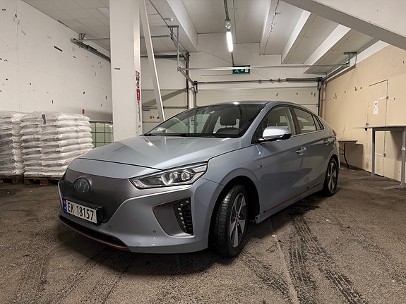 Hyundai IONIQ 4 of 25