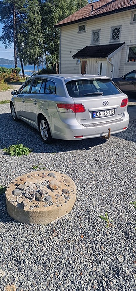 Toyota Avensis 6 of 30