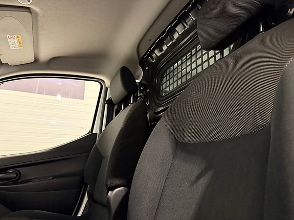 Nissan e-NV200 16 of 30
