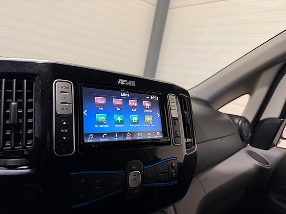 Nissan e-NV200 30 of 30