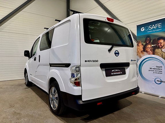 Nissan e-NV200 7 of 30