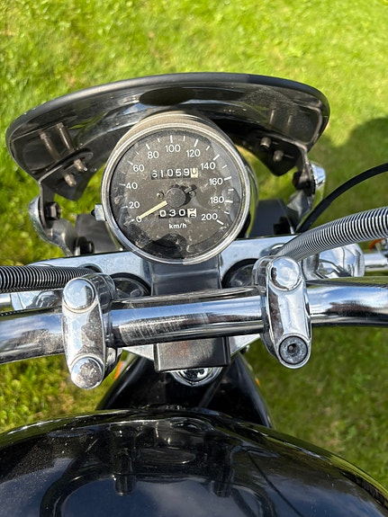 Suzuki VS 1400 Intruder 7 of 8