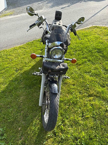 Suzuki VS 1400 Intruder 6 of 8