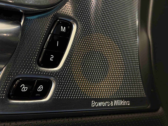 Volvo V90 24 of 30