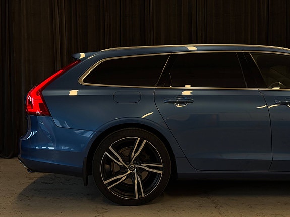 Volvo V90 18 of 30