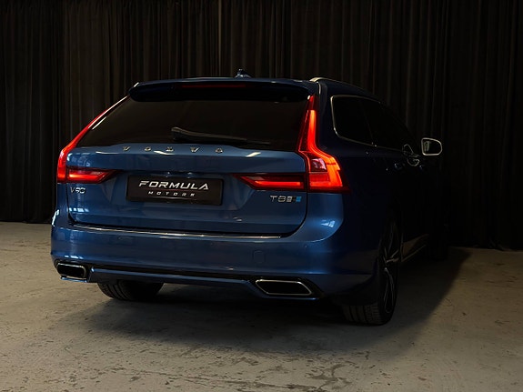 Volvo V90 14 of 30