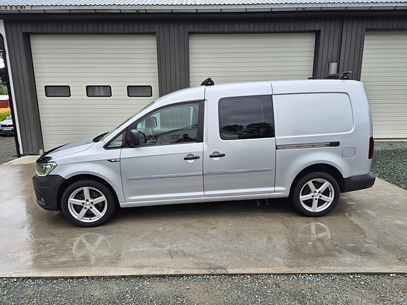 Volkswagen Caddy Maxi 2 of 14