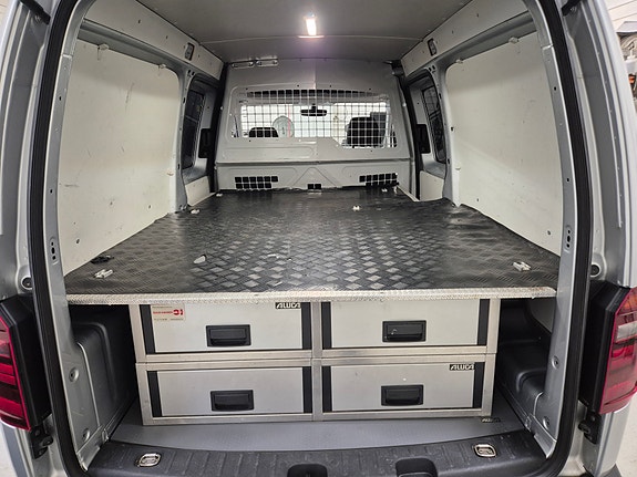 Volkswagen Caddy Maxi 11 of 14