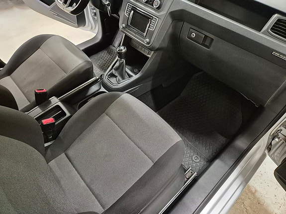 Volkswagen Caddy Maxi 13 of 14