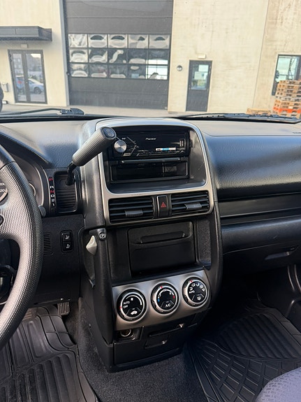 Honda CR-V 26 of 30