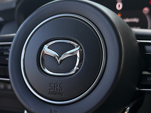 Mazda CX-60 10 of 19