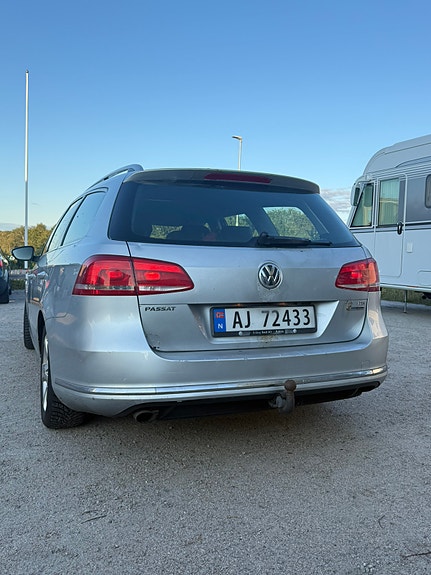 Volkswagen Passat 3 of 5