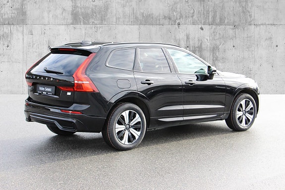 Volvo XC60 7 of 30