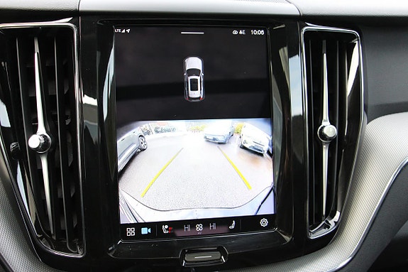 Volvo XC60 25 of 30