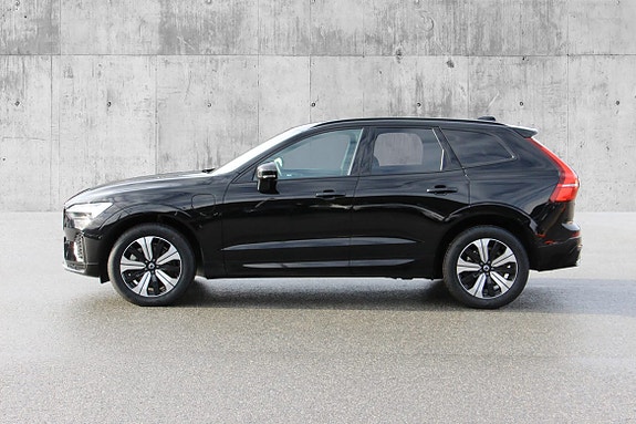 Volvo XC60 4 of 30