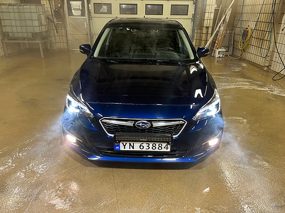 Subaru Impreza 5 of 16