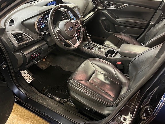 Subaru Impreza 7 of 16