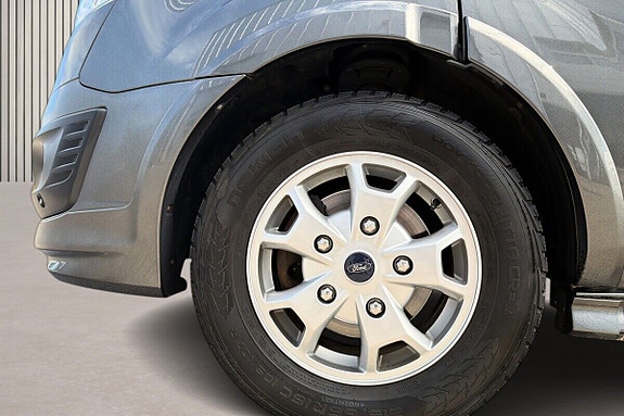Ford Transit 10 of 21