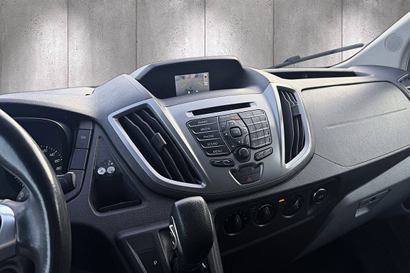 Ford Transit 17 of 21