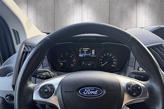 Ford Transit 16 of 21