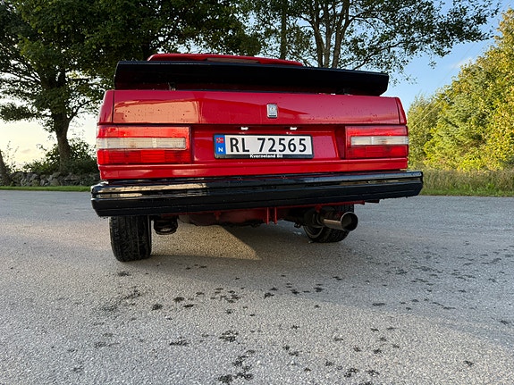 Volvo 740 5 of 30