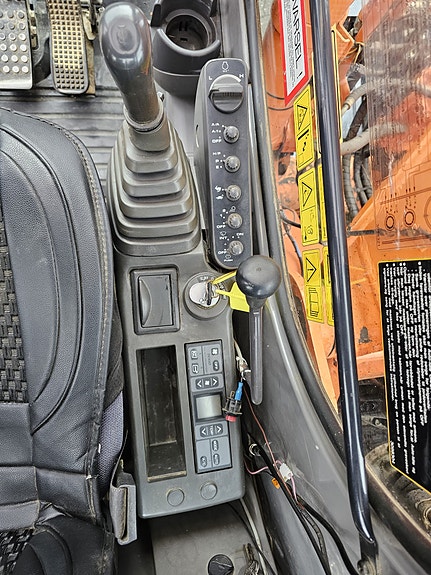 Hitachi 110 20 of 24