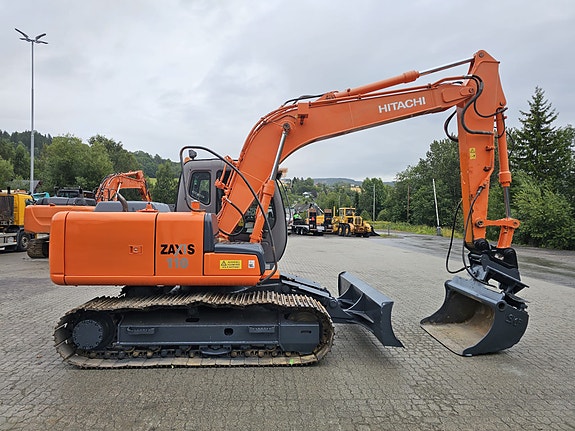 Hitachi 110 7 of 24