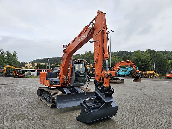 Hitachi 110 5 of 24