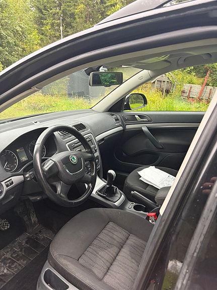 Skoda Octavia 10 of 16