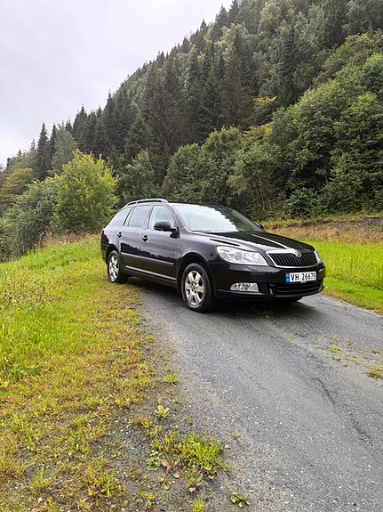Skoda Octavia 3 of 16