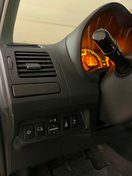 Toyota Auris 14 of 24