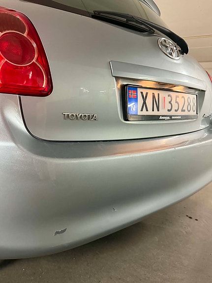 Toyota Auris 7 of 24