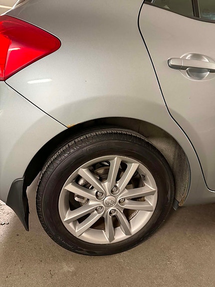 Toyota Auris 8 of 24