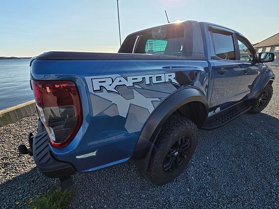 Ford Ranger Raptor 9 of 30