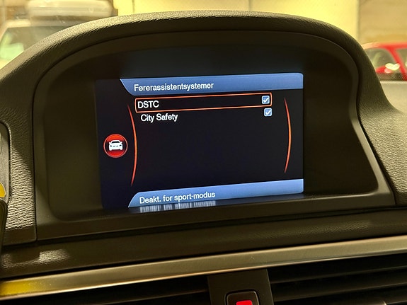 Volvo V70 29 of 30